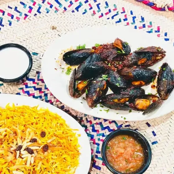 A Grilled Seafood Mussels | محار مشوي على الطابون